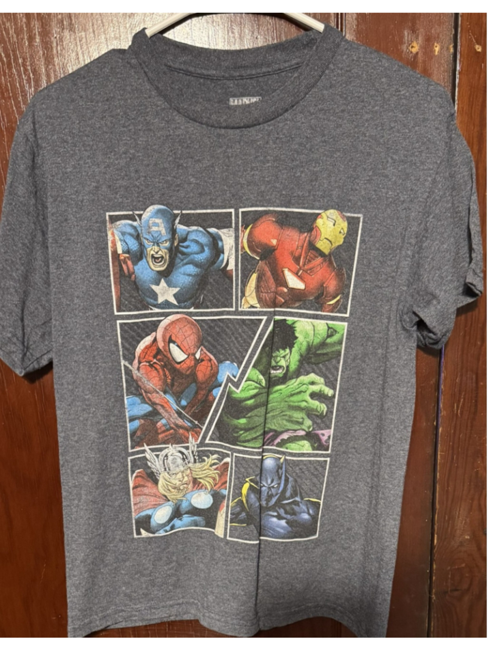 Marvel Avengers Tee Short Sleeve shirt Kid's Size Large Gray